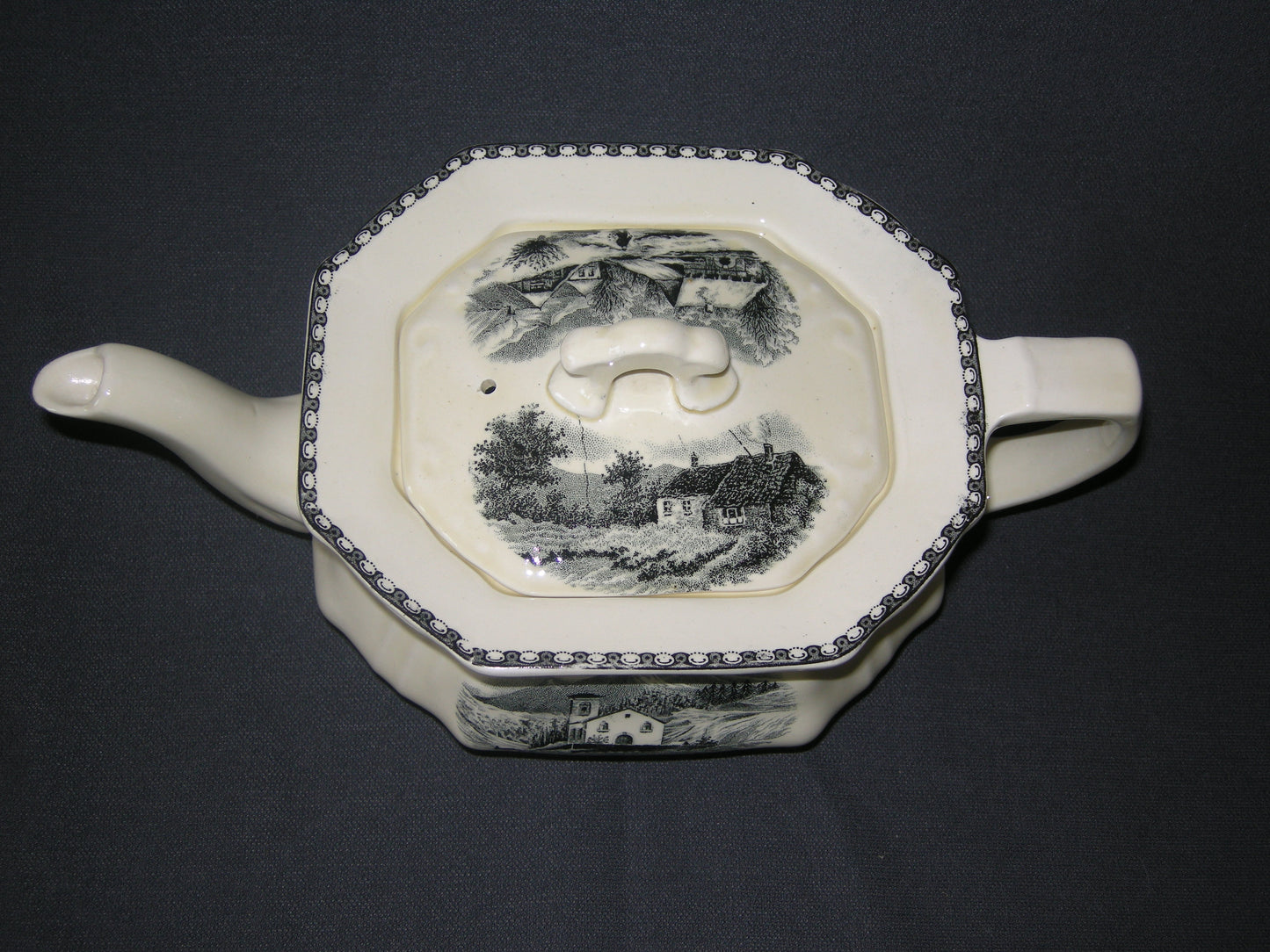 Societe Ceramique Landschap theepot