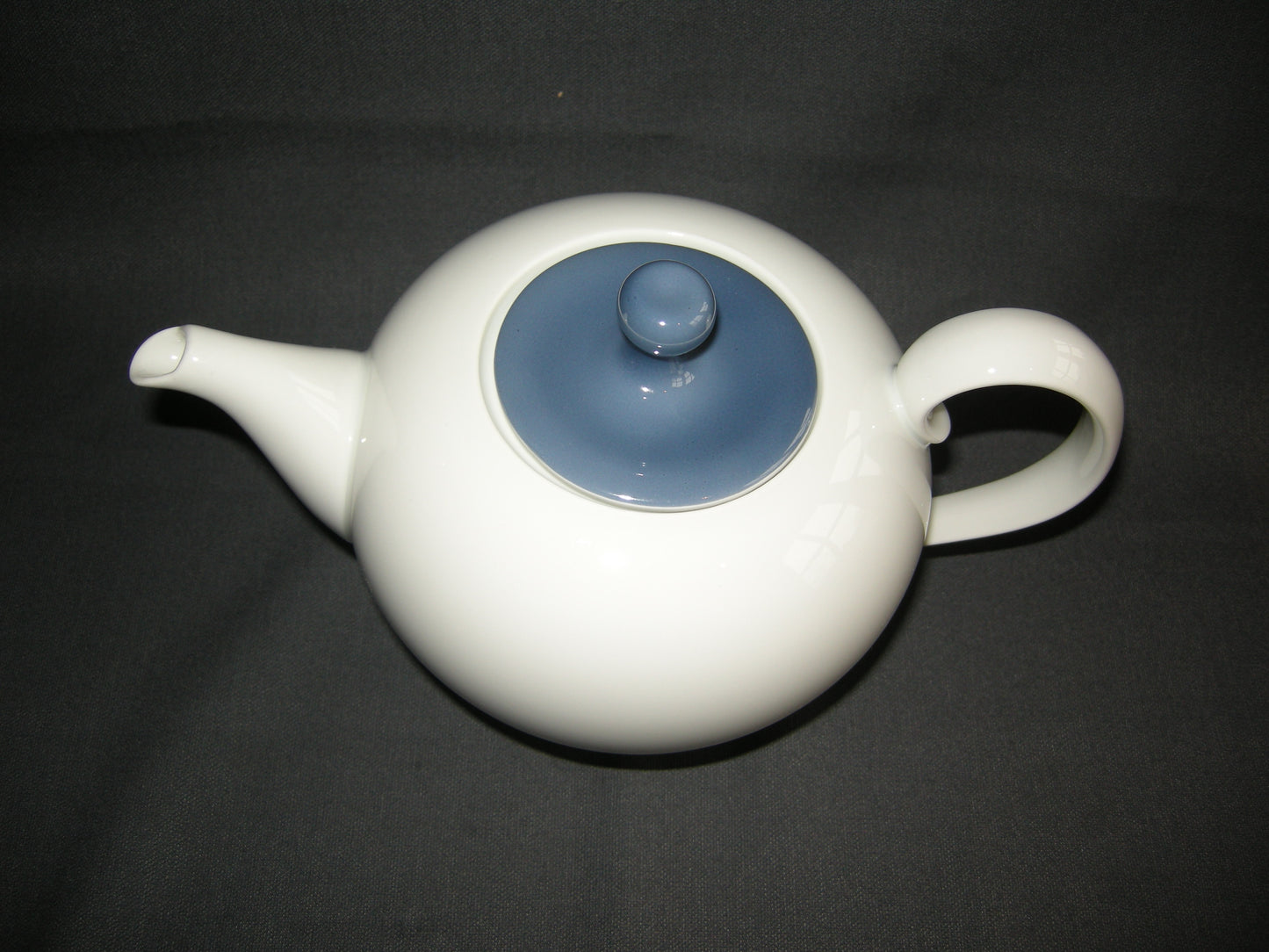 Thomas ontwerp Eva Zeisel theepot
