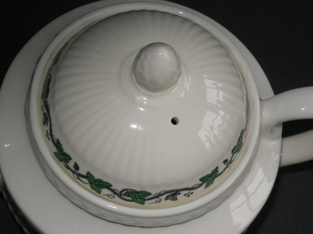 Wedgwood Stratford theepot