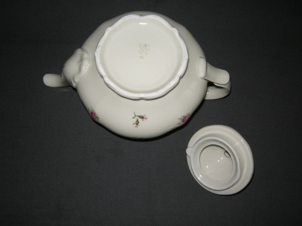 Bavaria roomwit - bloemdecor theepot