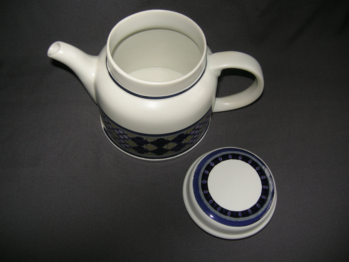 Royal Doulton Tangier theepot