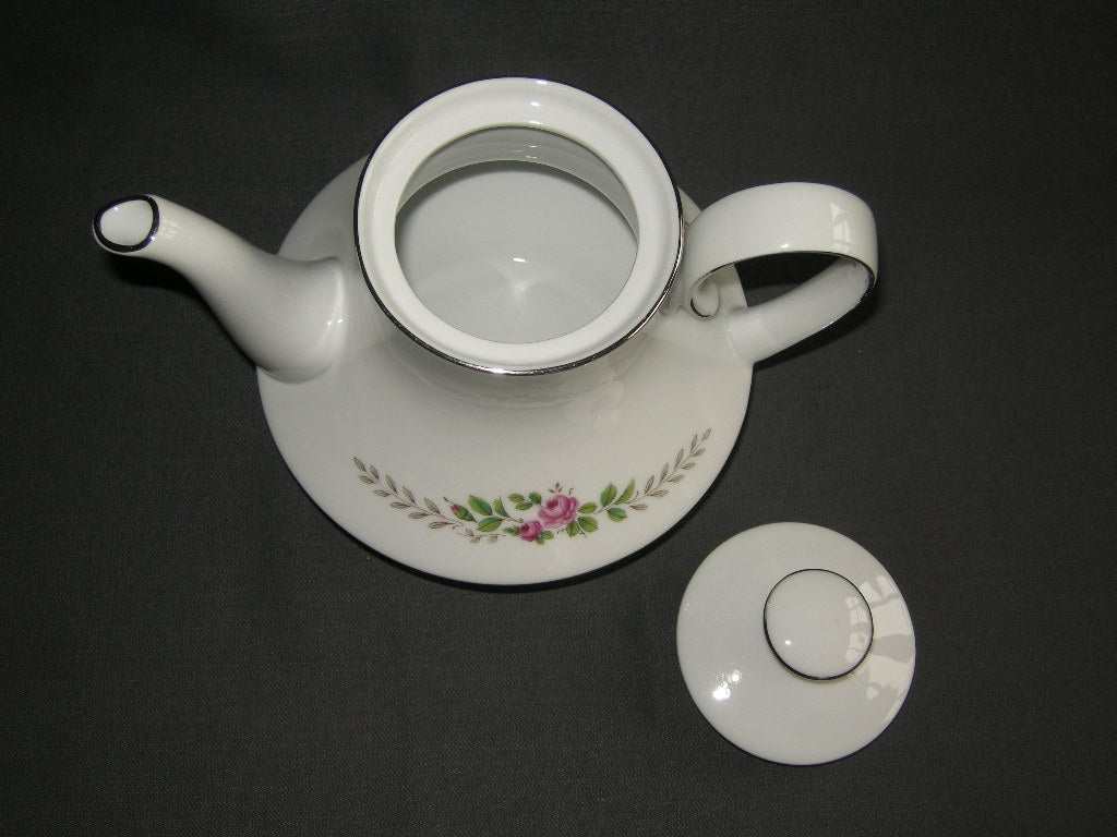Eschenbach wit met rose roosjes theepot