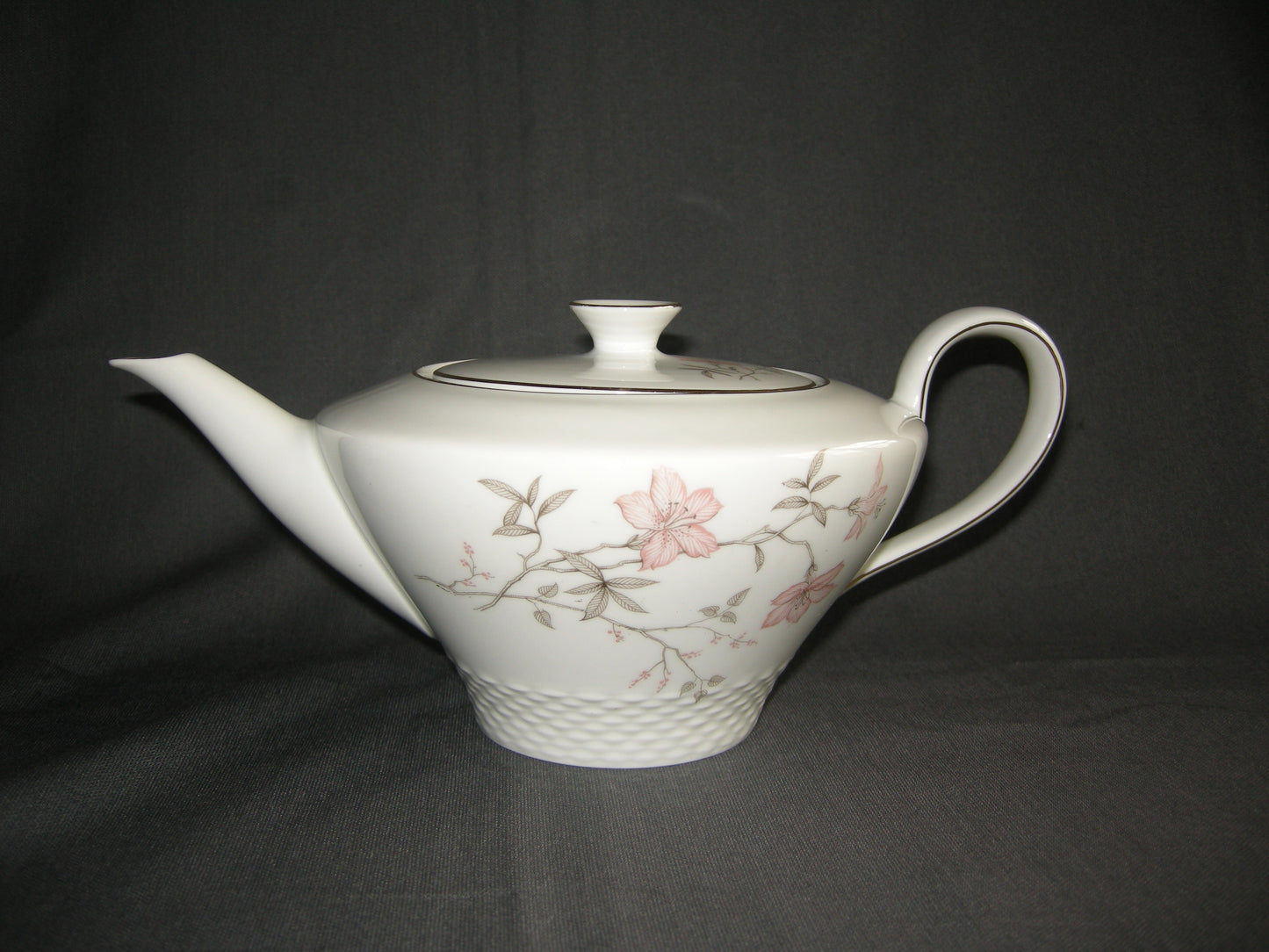 Johann Haviland W885 model Raymond Loewy theepot
