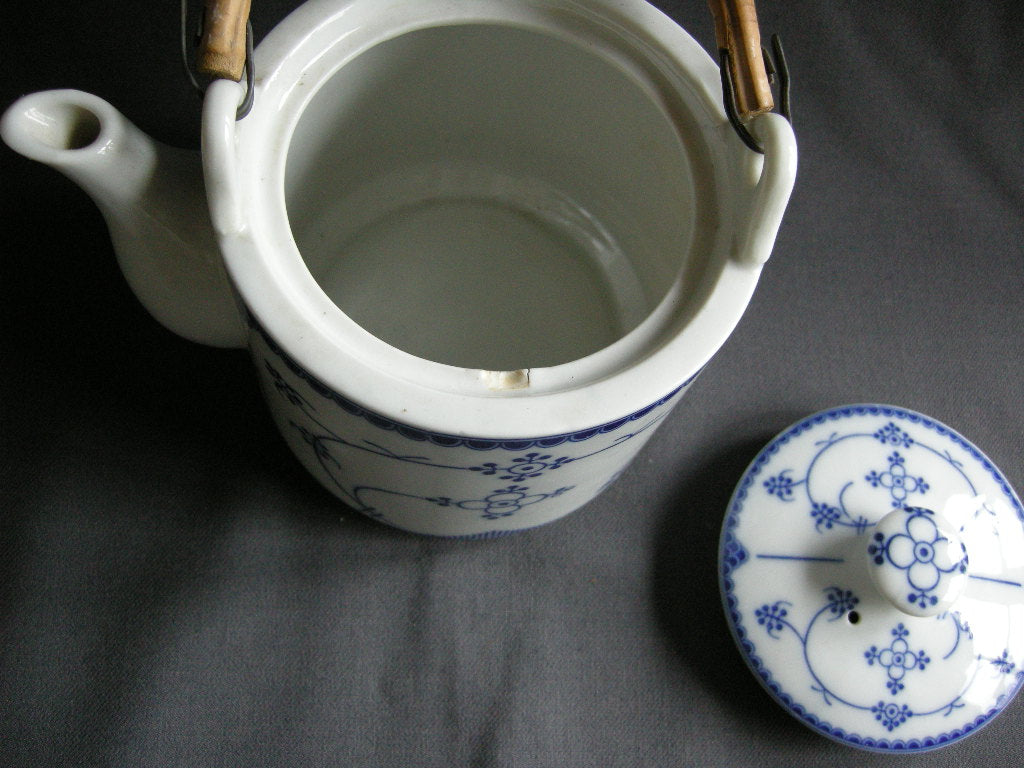 Indian Blue theepotje met lichte beschadiging