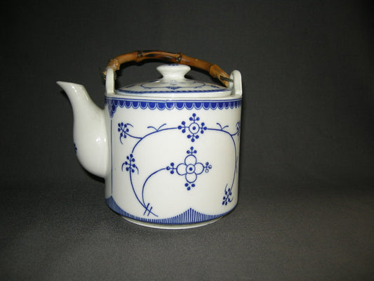 Indian Blue theepotje met lichte beschadiging