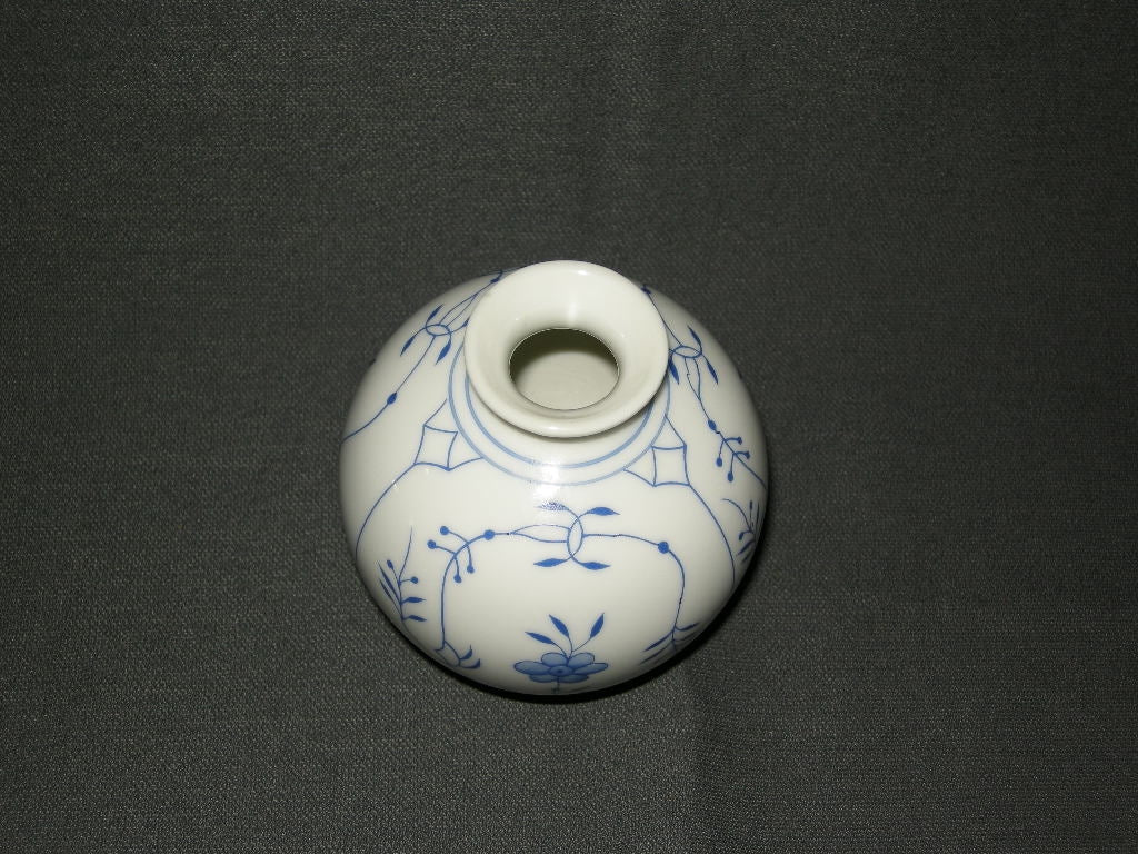 August Warnecke Friesisch Blau vaasje