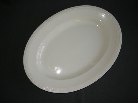 Petrus Regout Recamier vleesschaal