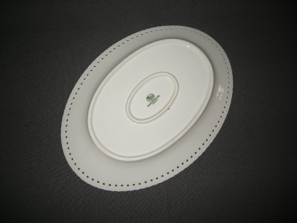 Hutschenreuther Constance vleesschaal 29 x 20,5 cm.