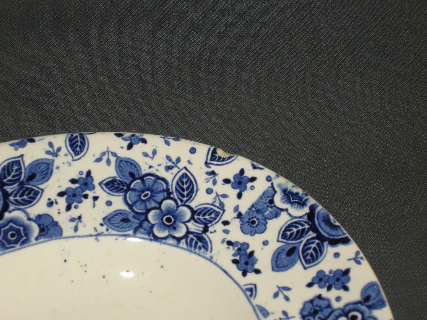 Societe Ceramique Beatrix vleesschaal 33 cm.