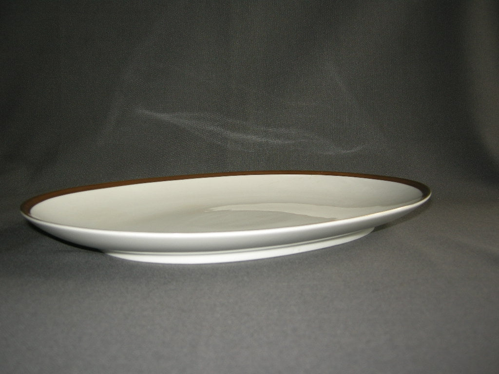 Thomas Medaillon bruin - goudkleurige decorrand vleesschaal 33 cm.