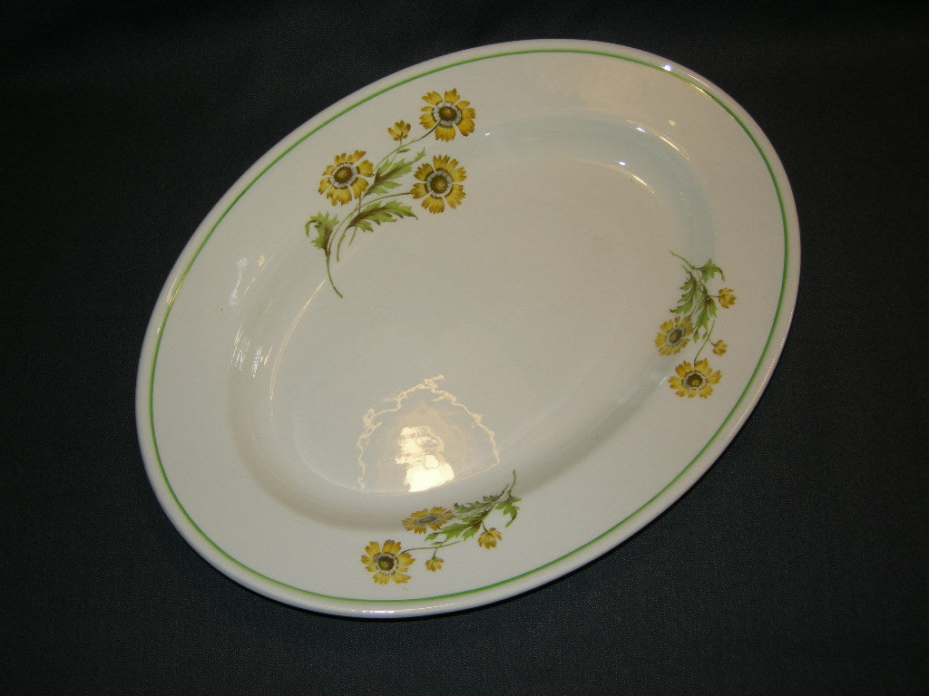 Petrus Regout Constance zonnebloemen vleesschaal 34,5 x 25 cm.