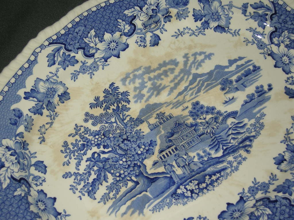 Woods Seaforth blauw vleesschaal 36,5 x 28,5 cm., verkleuring + beschadigd