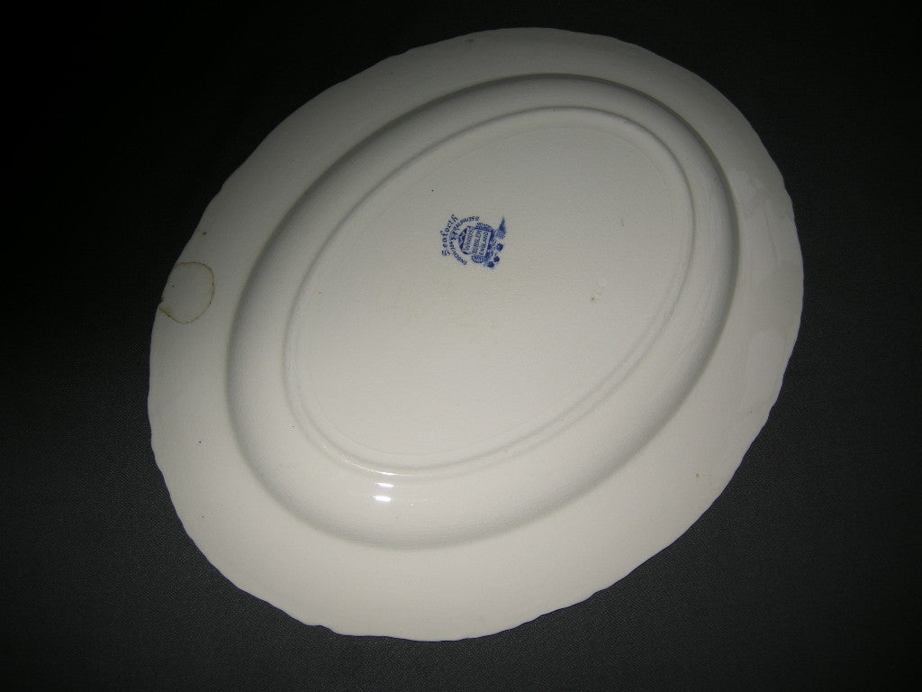 Woods Seaforth blauw vleesschaal 36,5 x 28,5 cm., verkleuring + beschadigd