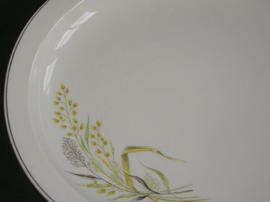 Petrus Regout bloem 3 vleesschaal 36 cm.