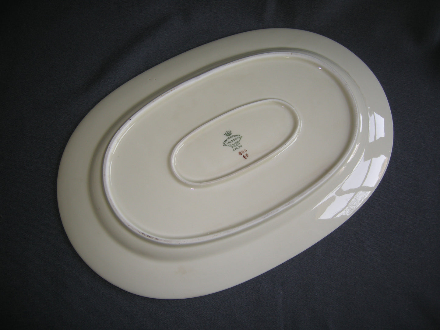 Hütschenreuther Arzberg Evelyn 835 vleesschaal 38,5 cm.