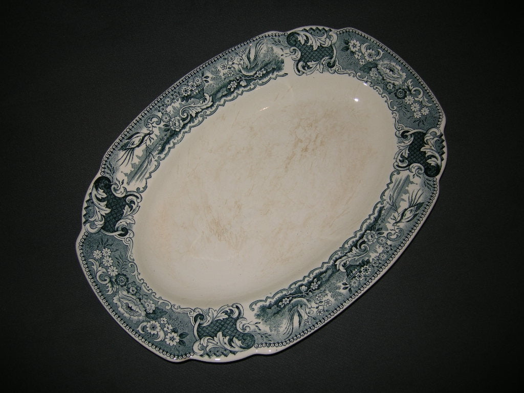 Societe Ceramique Victoria petrol vleesschaal 41 x 29 cm.