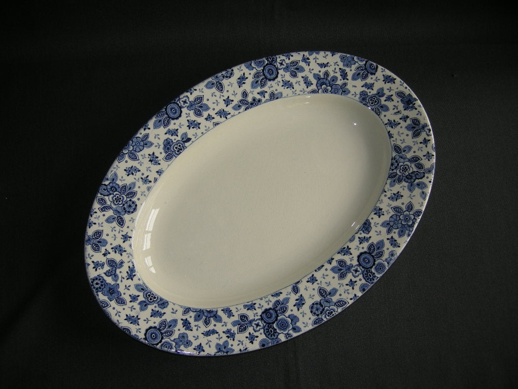 Societe Ceramique Beatrix vleesschaal 41,5 cm.
