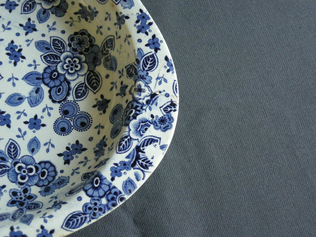Societe Ceramique Beatrix vleesschaal 34 x 22 x 3,5 cm.