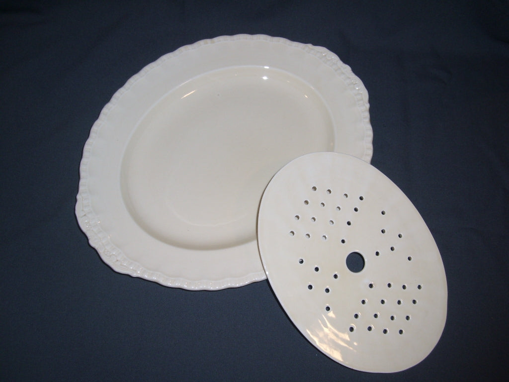 Grindley roomwit effen vleesschaal / visschaal 37 x  29,5 cm. met bijpassende treef