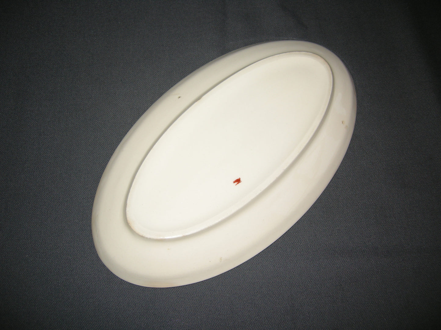 Petrus Regout Perle / Regina decor 411 vleesschaaltje