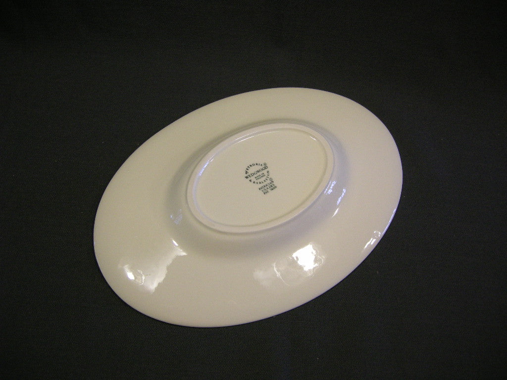 Wedgwood Patrician vleesschaaltje 24 x 16,5 cm.