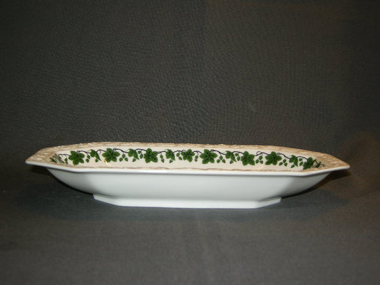 Rosenthal Maria Stachelbeere / Grandeur vleesschaaltje 26 x 13,5 cm.