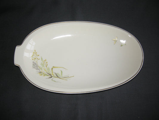 Petrus Regout bloem 003 vleesschaaltje 25,5 x 15 cm.