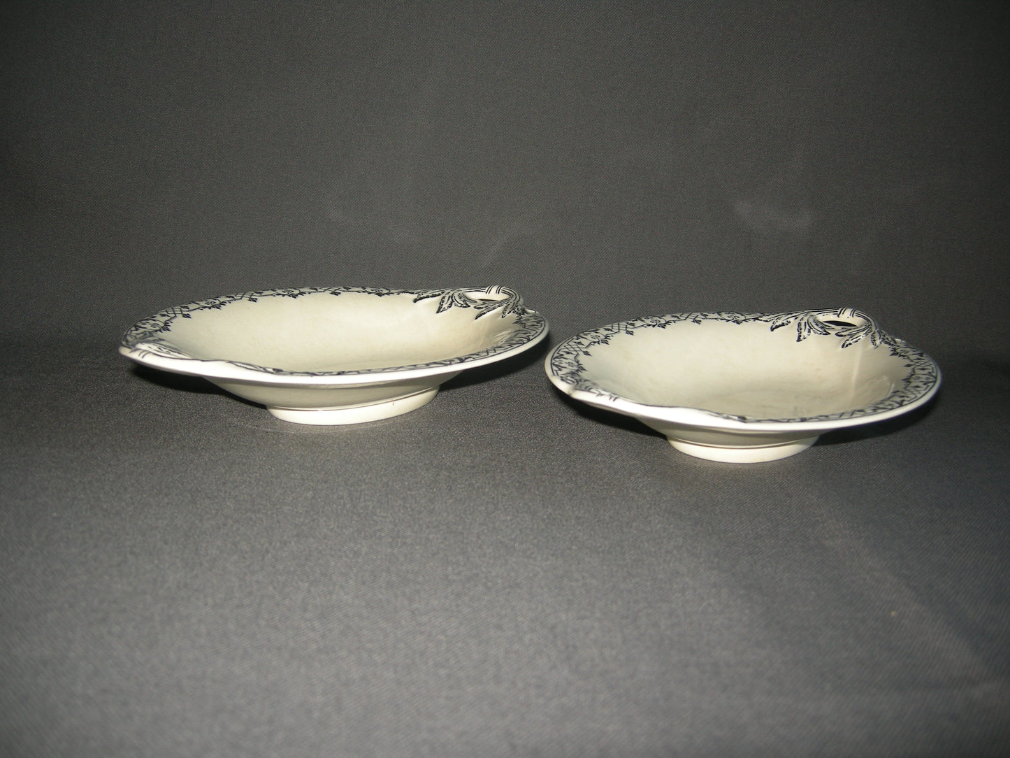 Wedgwood Moustiers vleesschaaltjes