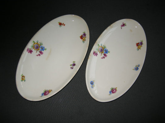Petrus Regout Boudewijn 3262 licht vleesschaaltjes 24 x 13,5 cm.