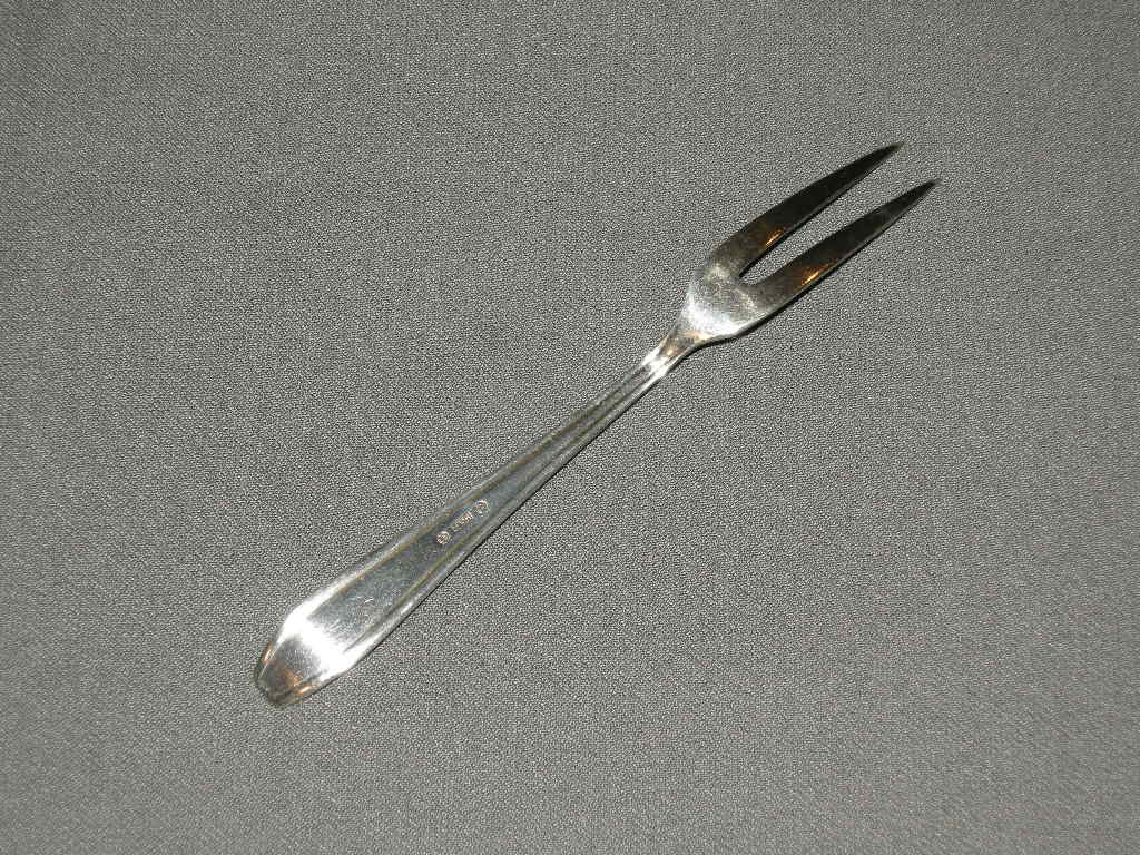 Sola verzilverd model 1640 vleesvorkje