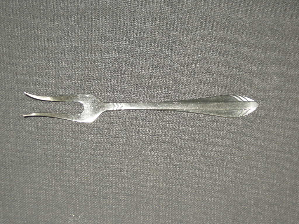 Gero Zilmeta model 581 visgraat vleesvorkje