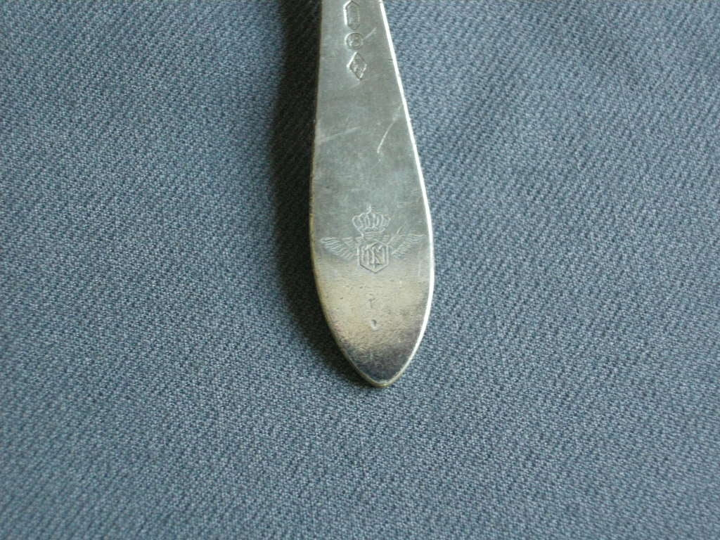 Gero verzilverd model 618 puntfilet vork 17,5 cm. met logo KLM