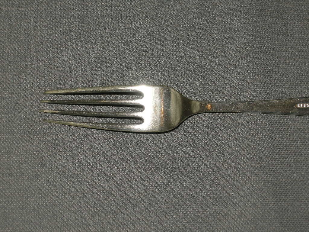 Keltum verzilverd P2 Enkel puntfilet vork 18 cm. met slijtage