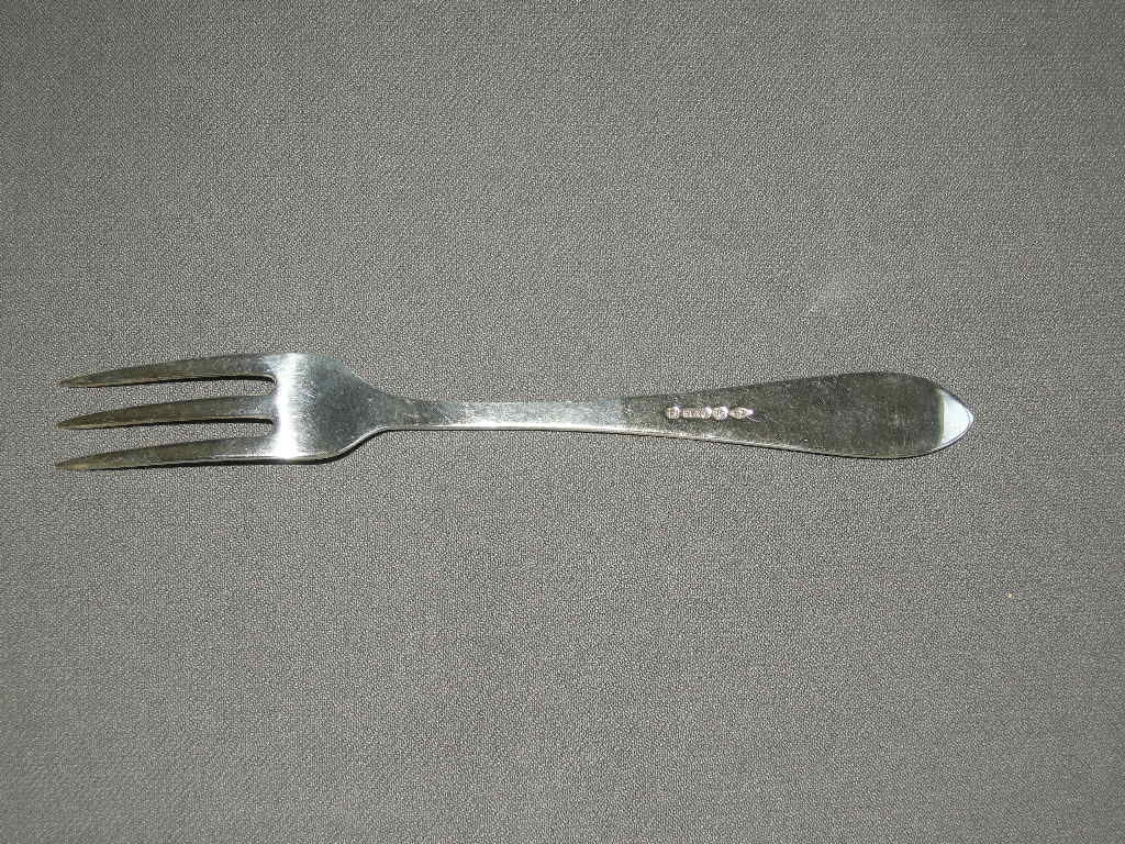 Gero verzilverd model 618 puntfilet vork 17,3 cm. 3-tand