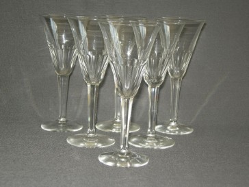 gebruikt glas / kristal glazen 001. b 6 glazen met geslepen been en facetten in kelk