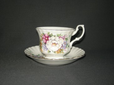 Royal Albert diverse 001. kop & schotel groot