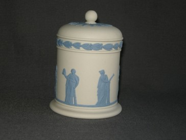 Wedgwood Jasperware wit - blauw 001. potje met deksel