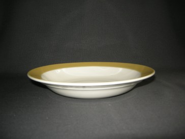 Petrus Regout / Royal Sphinx pastel okergeel 003. soepbord