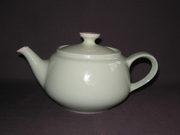 Petrus Regout / Royal Sphinx pastel groen 004. theepotje Utrecht