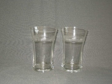 gebruikt glas / kristal glazen 005. b 2 waterglazen, geslepen rand