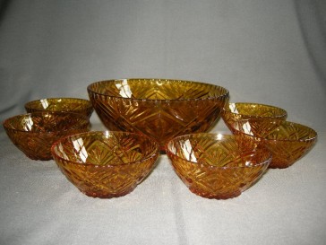 gebruikt glas - kristal geel 006. fruit- / dessert set