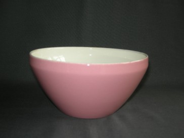 Petrus Regout / Royal Sphinx pastel rose 009. nestschaal V5 met scheurtje