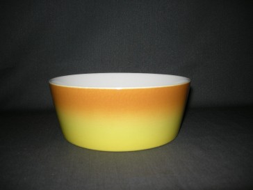 Petrus Regout parafeu oranje 009. ronde ovenschaal Royal Sphinx