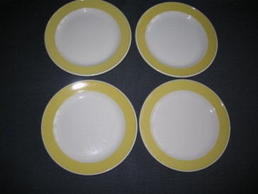 Villeroy & Boch fel geel 016. 4 gebaksbordjes, gele rand O16,5 cm.