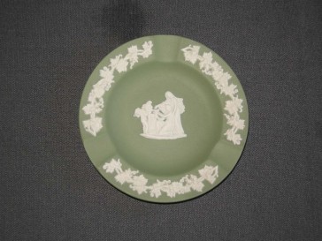 Wedgwood Jasperware groen 017. asbakje