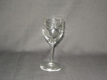 gebruikt glas / kristal glazen 018. 4 borrelglazen