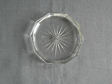 Gebruikt glas - kristal onderzetters 020. 12 onderzetters 