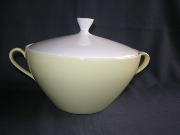 Royal Sphinx pastel geel 023. dekschaal Charmant