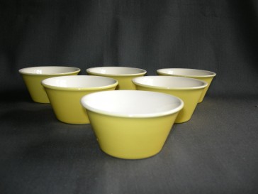 Villeroy & Boch fel geel 023. 6 souffleschaaltjes 