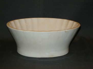 diverse puddingvormen 041. Societé Ceramique fruit 23,5 x 20 x 9,5 cm.
